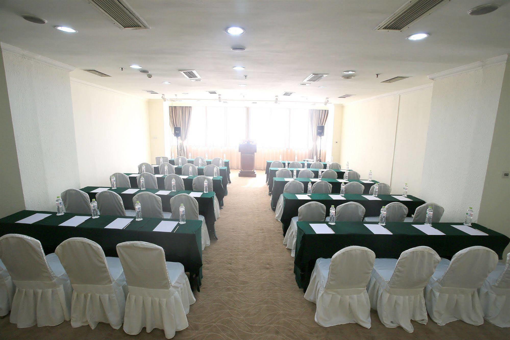 Garden City Hotel Chengdu Zewnętrze zdjęcie